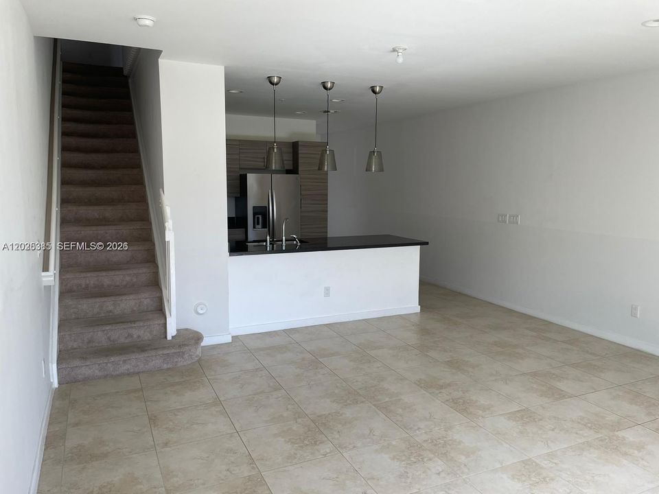 For Rent: $2,950 (3 beds, 2 baths, 0 Square Feet)