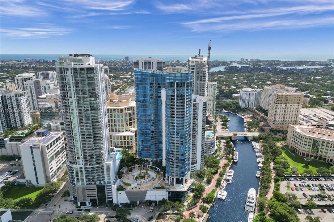 For Sale: $849,900 (2 beds, 2 baths, 1161 Square Feet)
