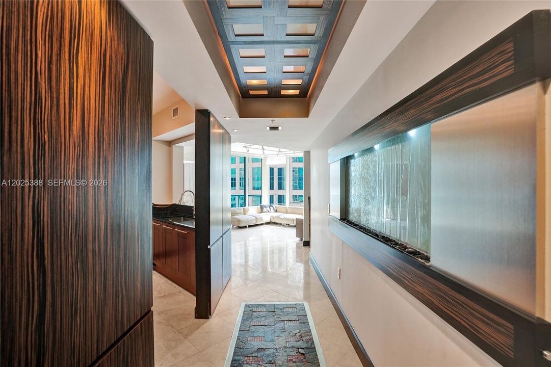 For Sale: $849,900 (2 beds, 2 baths, 1161 Square Feet)