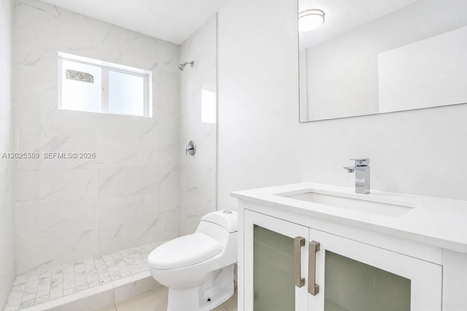 For Rent: $2,900 (3 beds, 2 baths, 1962 Square Feet)
