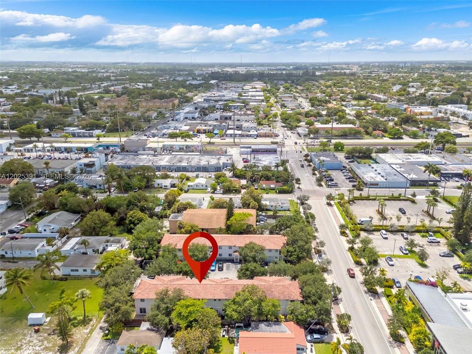 Active With Contract: $2,500 (2 beds, 2 baths, 1100 Square Feet)