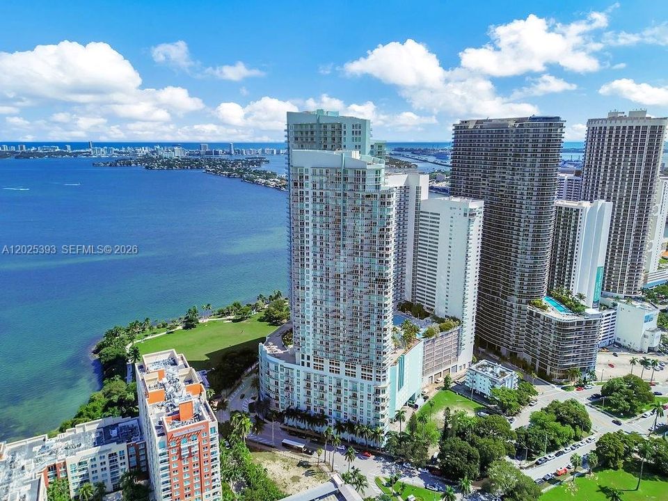 En Venta: $859,000 (2 camas, 2 baños, 1380 Pies cuadrados)