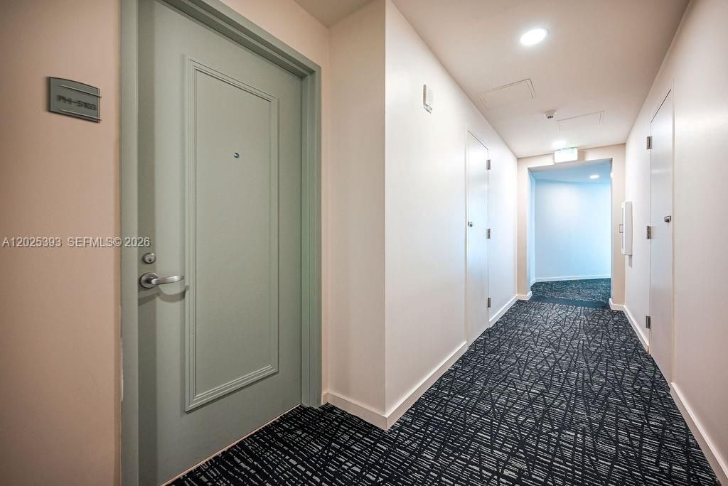 En Venta: $859,000 (2 camas, 2 baños, 1380 Pies cuadrados)