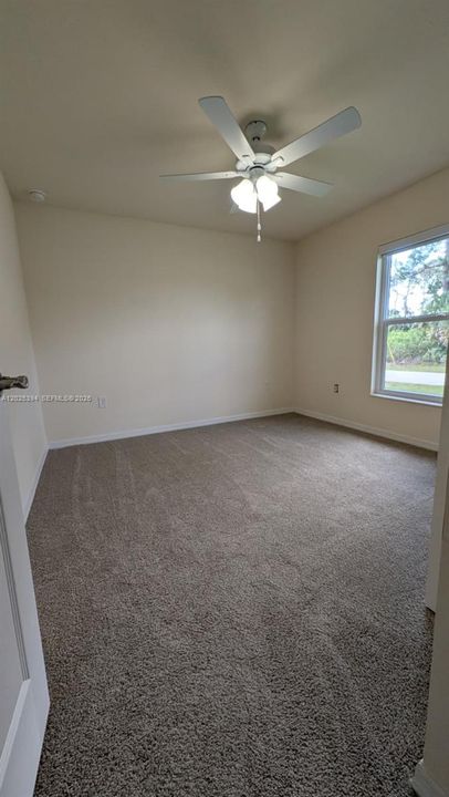 For Rent: $2,300 (3 beds, 2 baths, 1472 Square Feet)