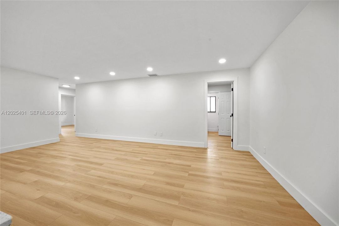 For Sale: $799,000 (4 beds, 2 baths, 2194 Square Feet)
