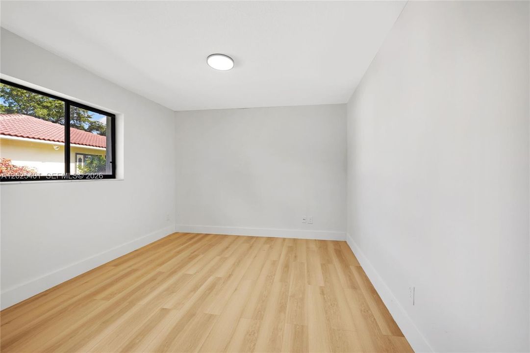 For Sale: $799,000 (4 beds, 2 baths, 2194 Square Feet)