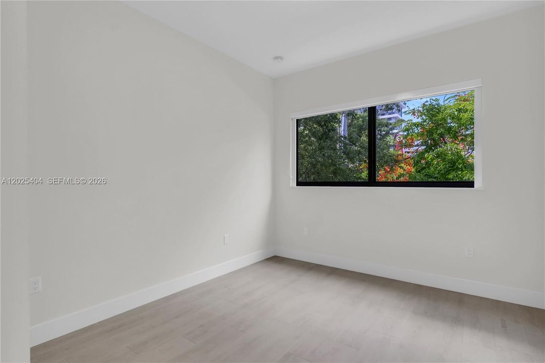 For Sale: $1,200,000 (3 beds, 2 baths, 1676 Square Feet)