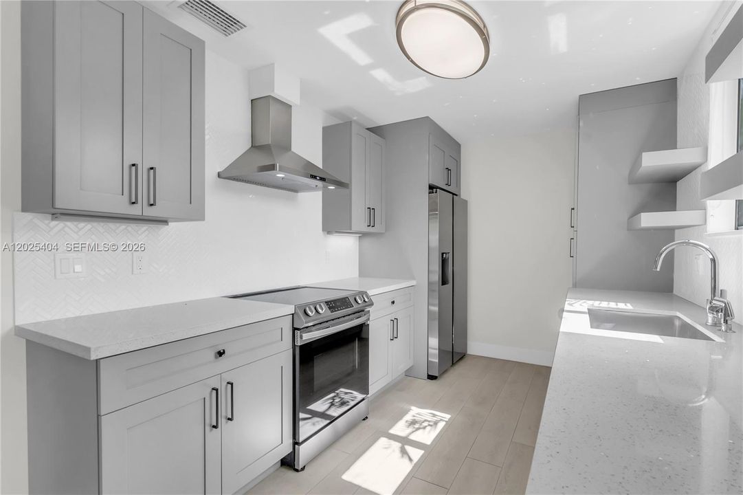 For Sale: $1,200,000 (3 beds, 2 baths, 1676 Square Feet)