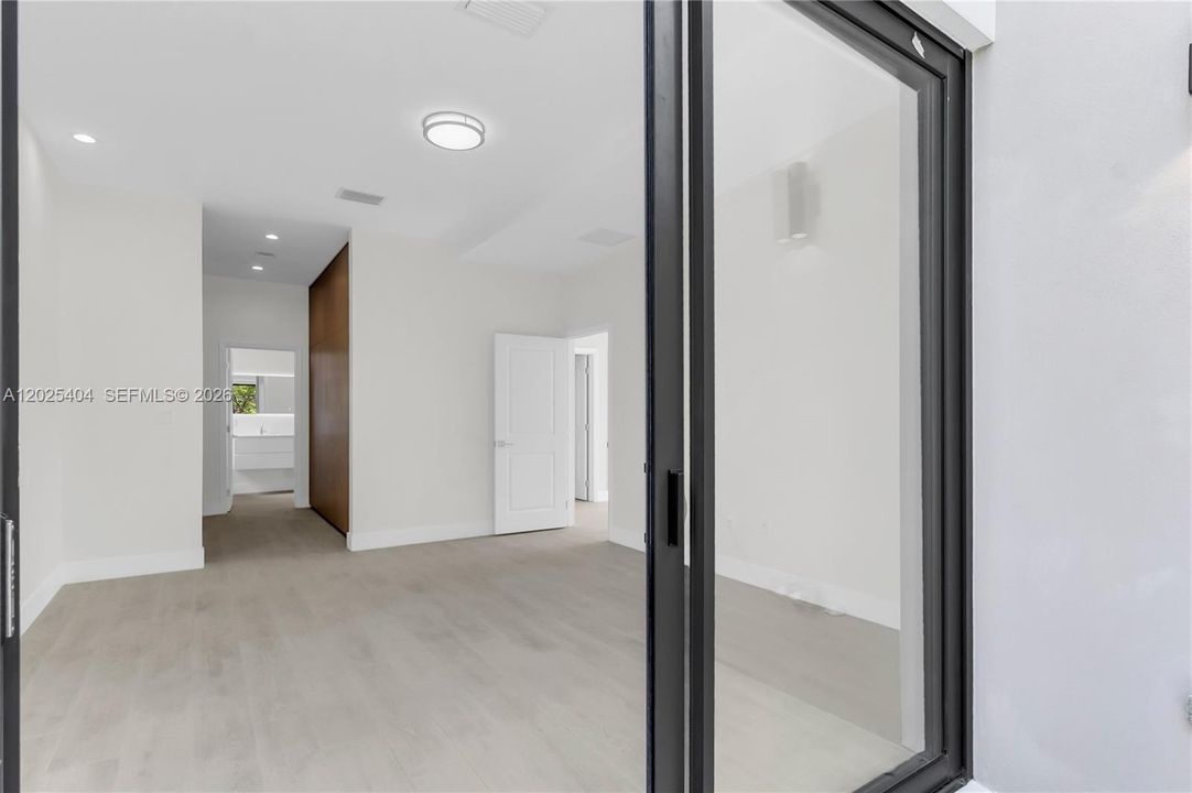 For Sale: $1,200,000 (3 beds, 2 baths, 1676 Square Feet)