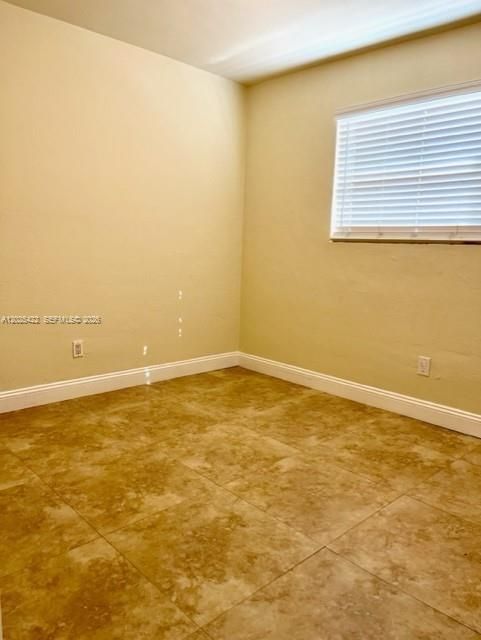 For Rent: $3,300 (3 beds, 2 baths, 1305 Square Feet)