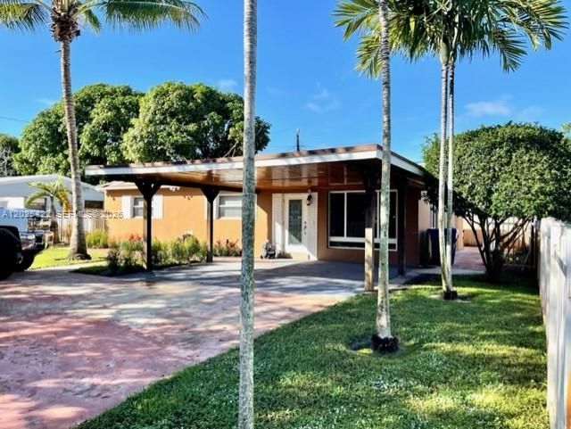 For Rent: $3,300 (3 beds, 2 baths, 1305 Square Feet)