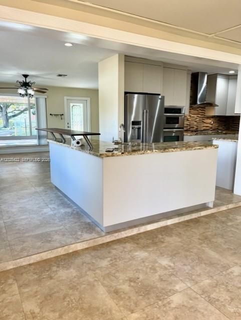 For Rent: $3,300 (3 beds, 2 baths, 1305 Square Feet)