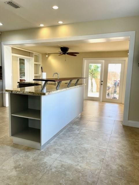 For Rent: $3,300 (3 beds, 2 baths, 1305 Square Feet)