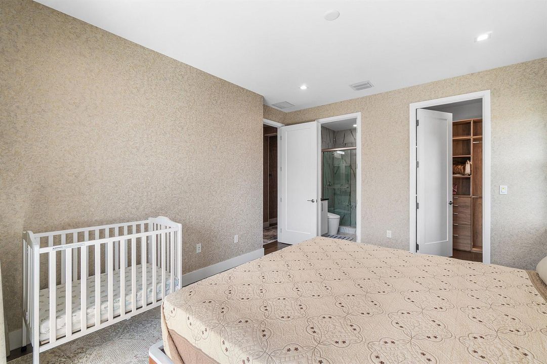 042-8233CrystalDownsAvenue-BocaRaton-FL-
