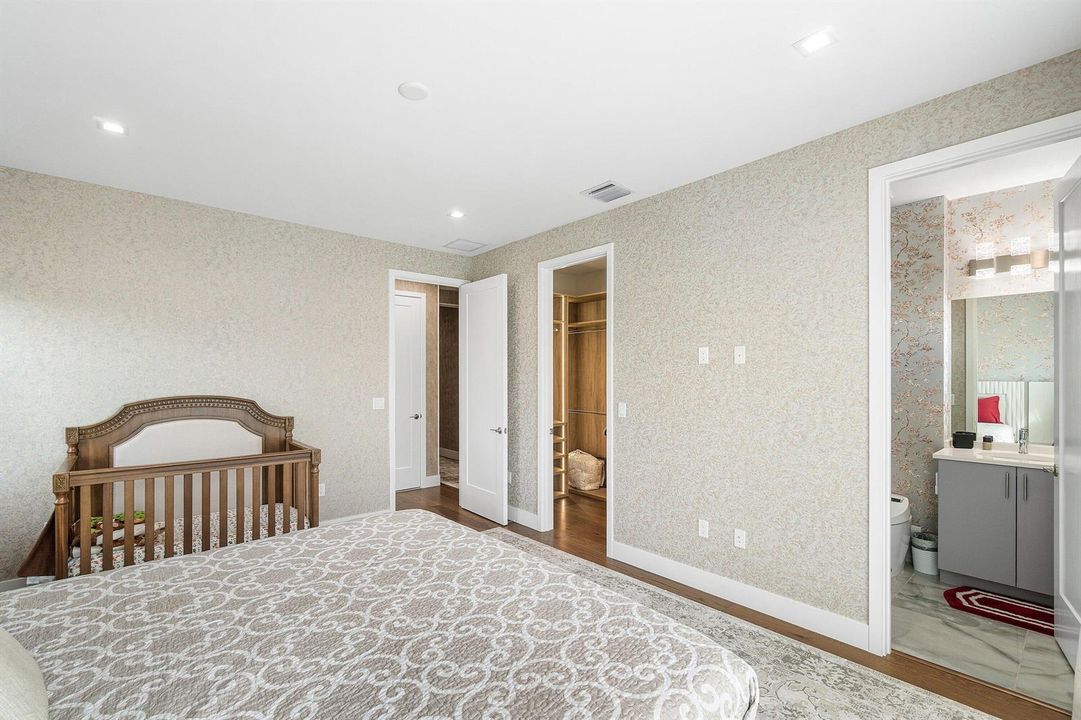 046-8233CrystalDownsAvenue-BocaRaton-FL-