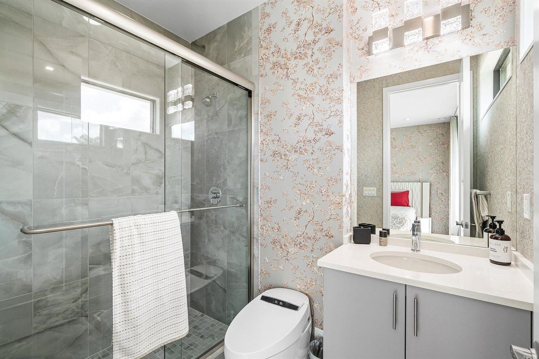 047-8233CrystalDownsAvenue-BocaRaton-FL-