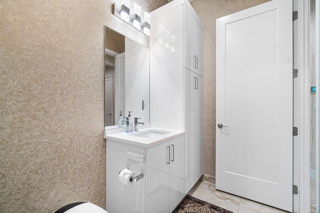 022-8233CrystalDownsAvenue-BocaRaton-FL-