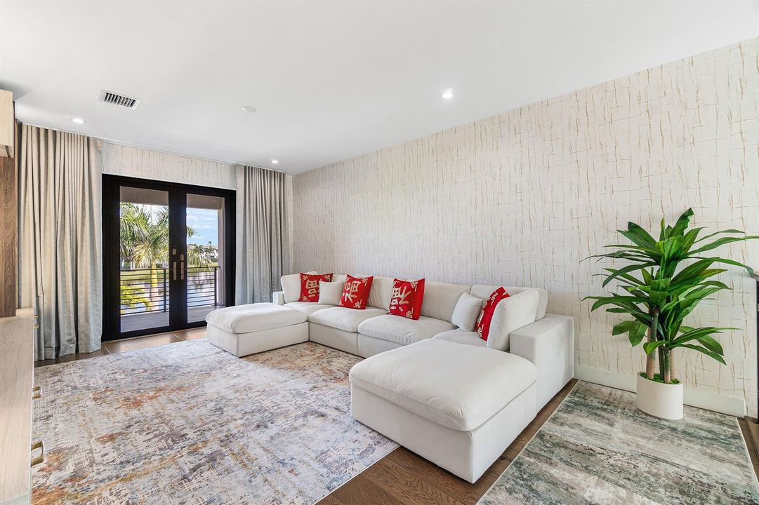 025-8233CrystalDownsAvenue-BocaRaton-FL-