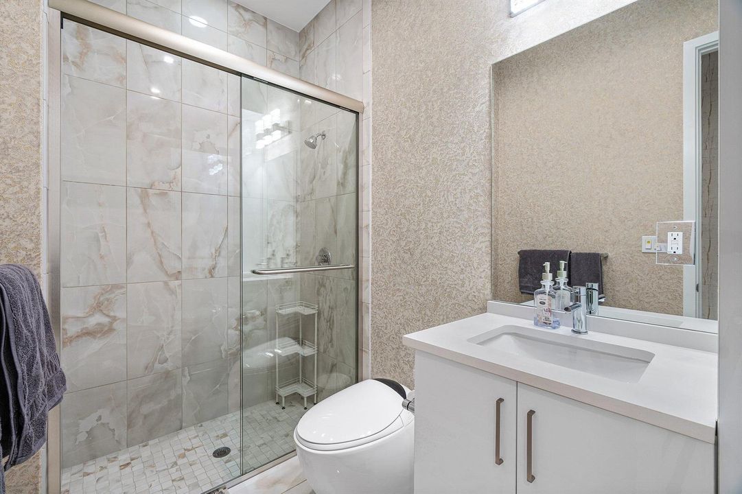 021-8233CrystalDownsAvenue-BocaRaton-FL-