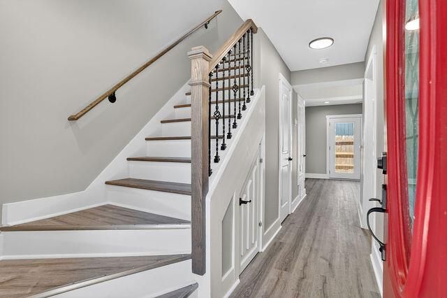 1838DunlapAvenue-10