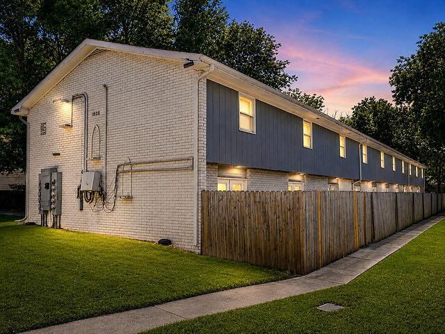 1838DunlapAvenueTwilight-1