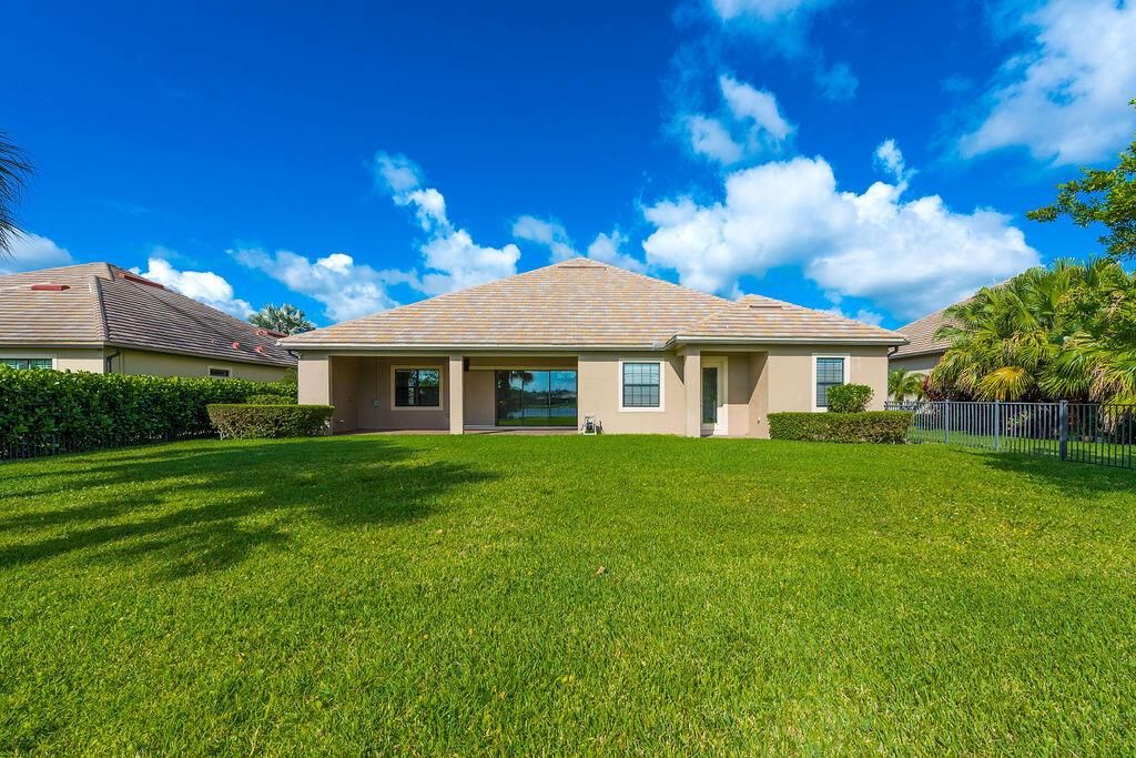 3425SienaCir.Wellington-13