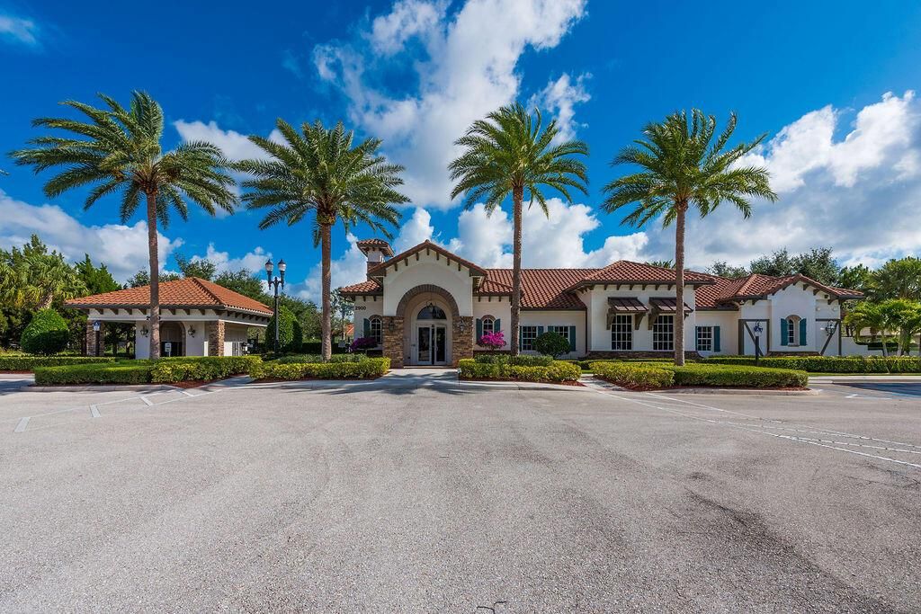 3425SienaCir.Wellington-9