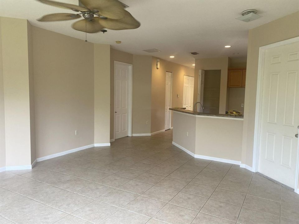 Dining Area to kitchen