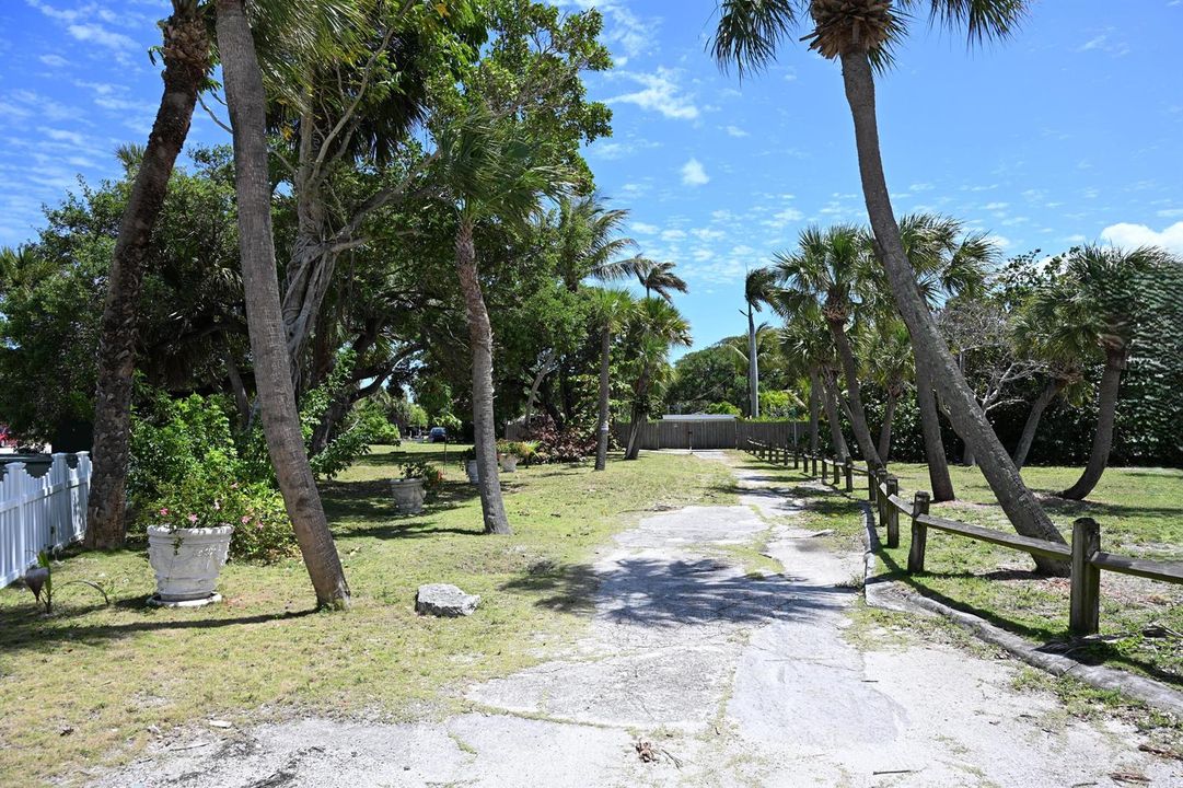 Driveway to property