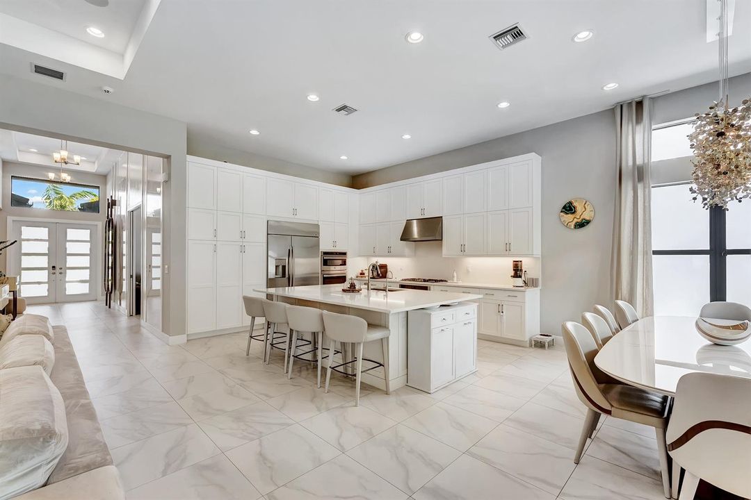 Kitchen/Dining