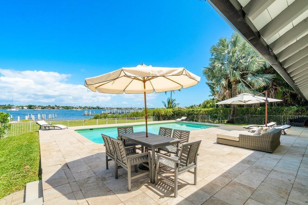 Pool / Large Lawn / Intracoastal