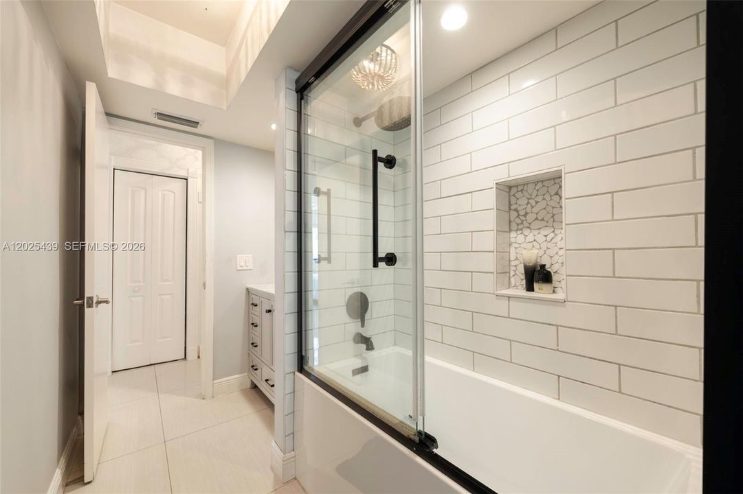 Active With Contract: $1,490,000 (3 beds, 2 baths, 1720 Square Feet)