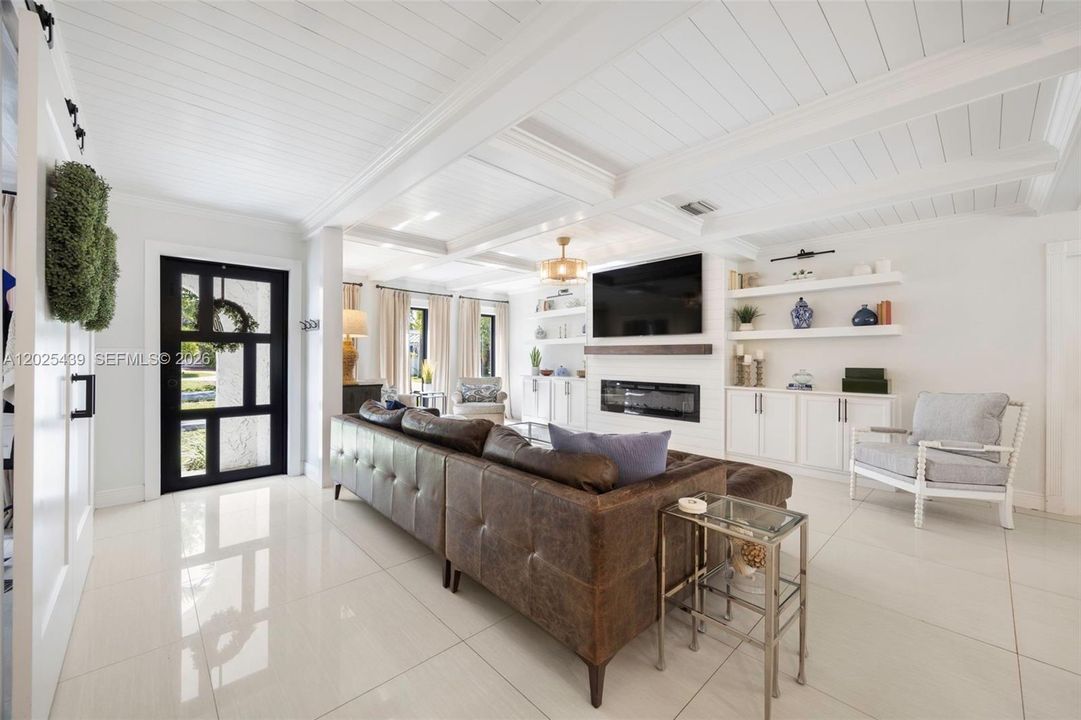 Active With Contract: $1,490,000 (3 beds, 2 baths, 1720 Square Feet)
