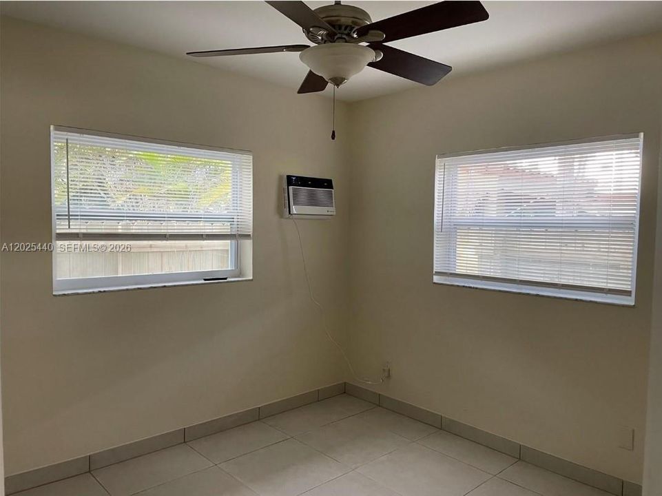 En Renta: $1,600 (1 camas, 1 baños, 0 Pies cuadrados)
