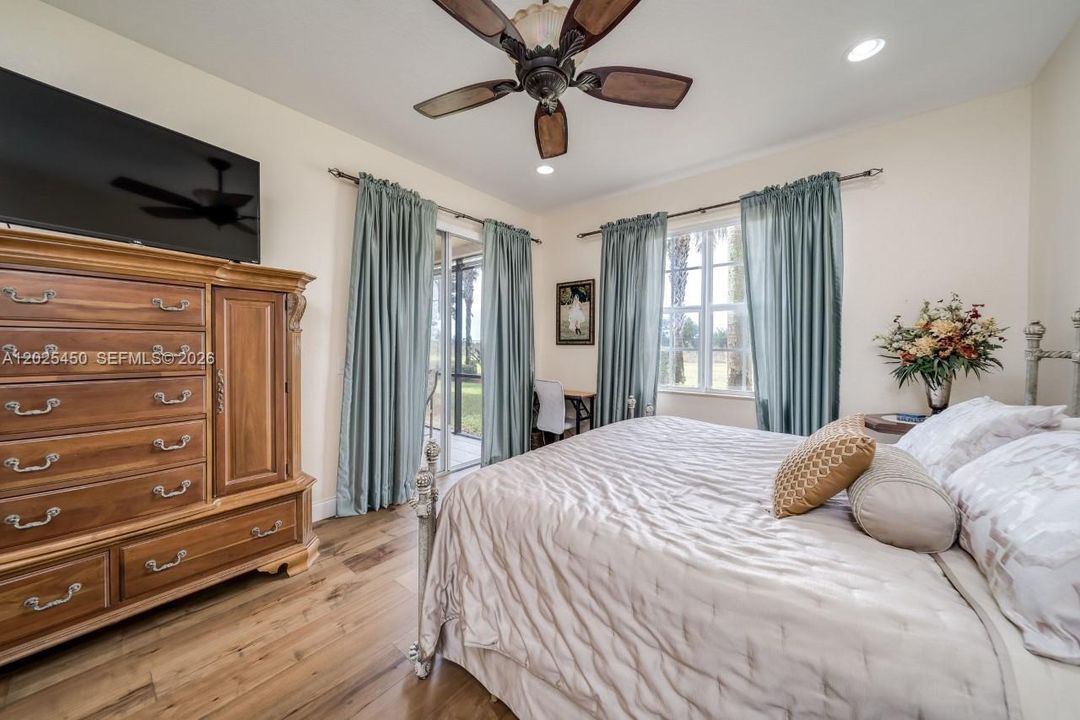В аренду: $3,950 (3 спален, 2 ванн, 1401 Квадратных фут)