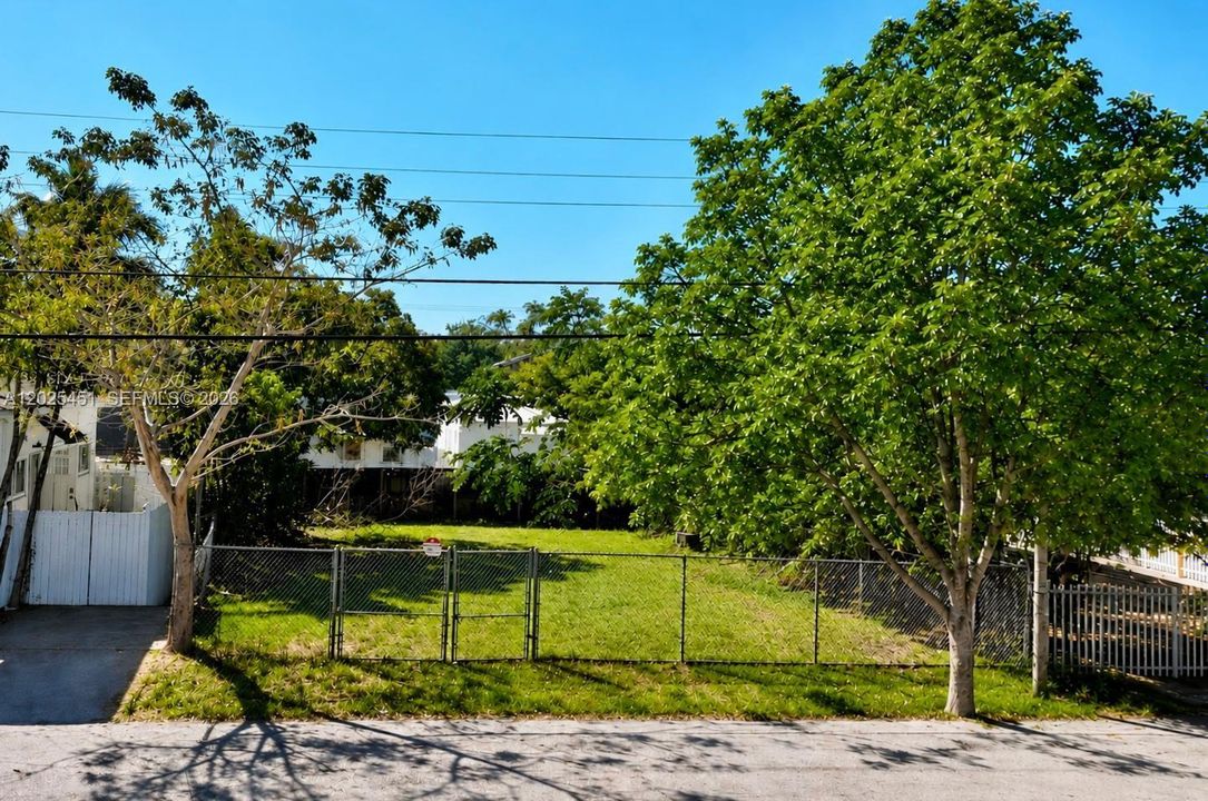 For Sale: $650,000 (0.08 acres)