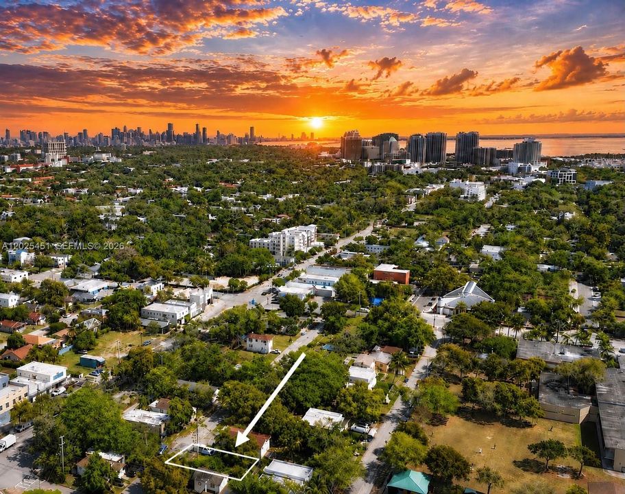 For Sale: $650,000 (0.08 acres)