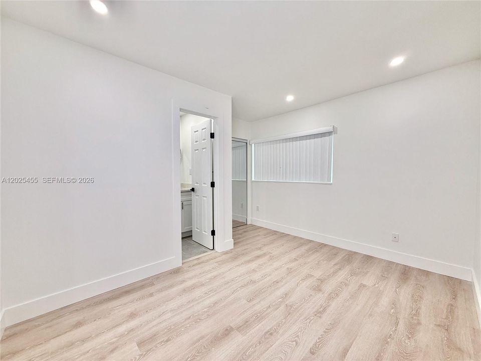 En Venta: $515,000 (2 camas, 2 baños, 964 Pies cuadrados)