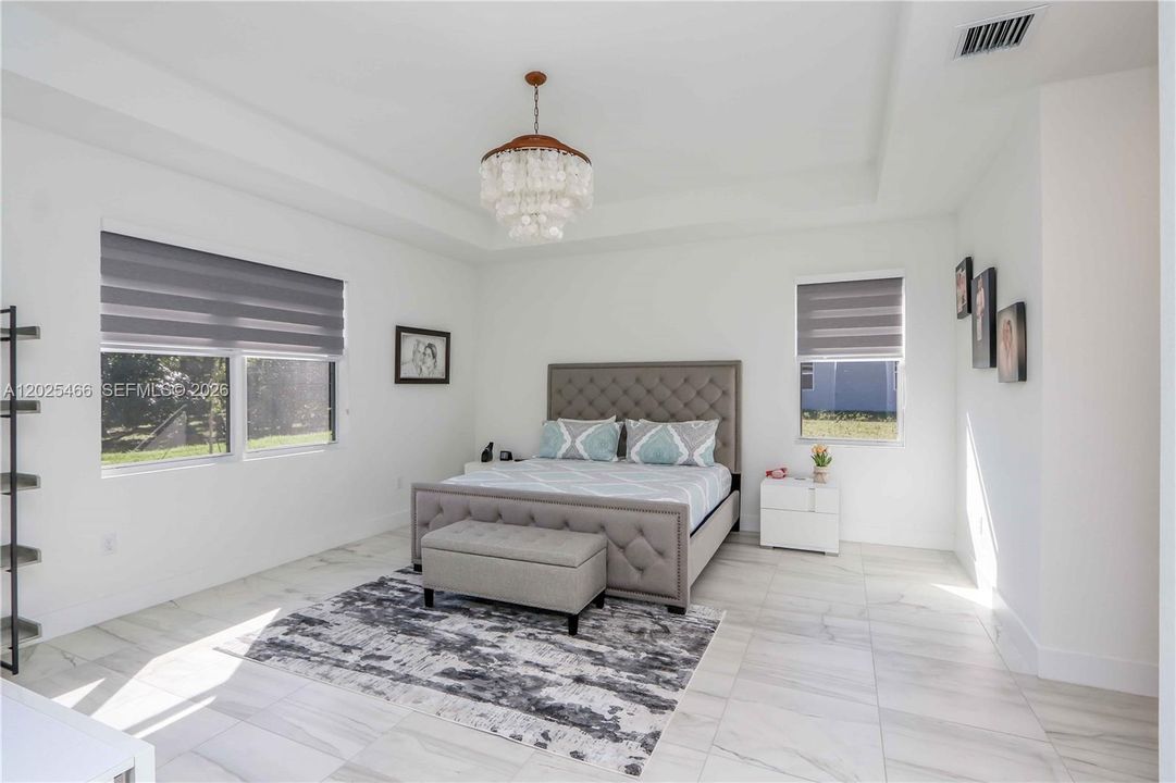 En Venta: $925,000 (4 camas, 3 baños, 0 Pies cuadrados)