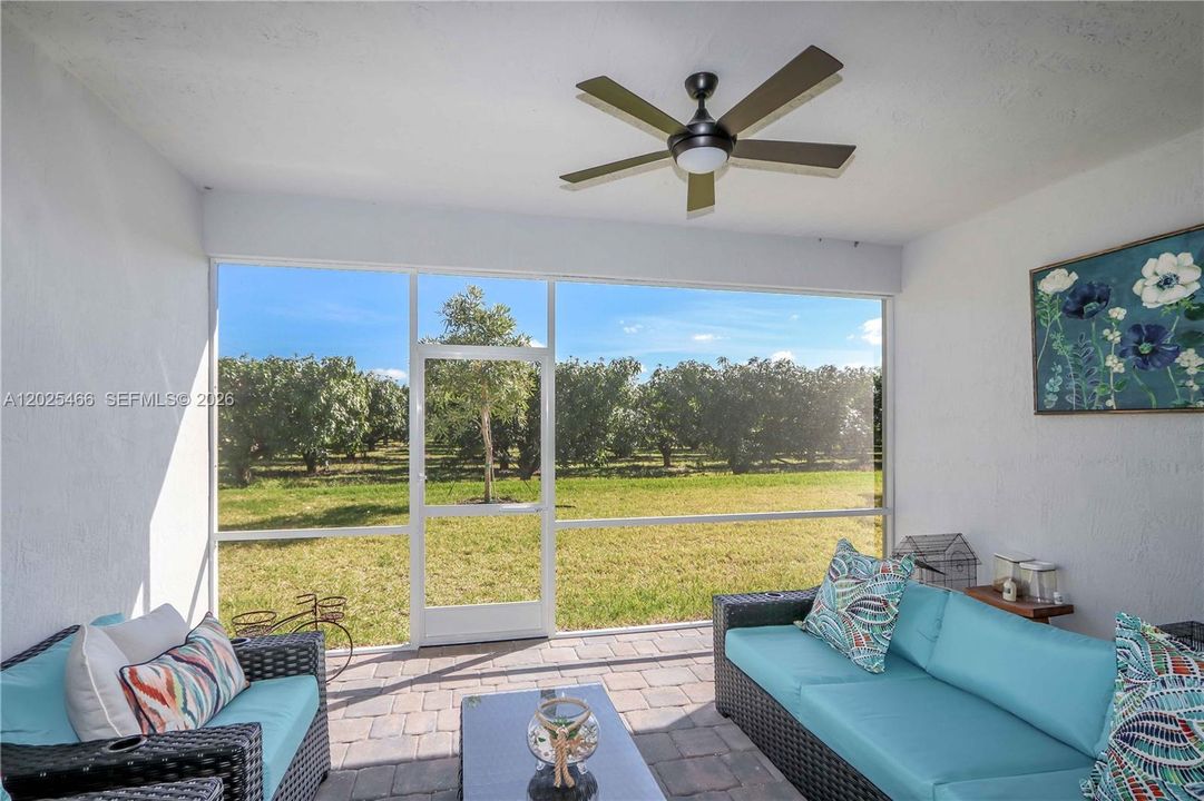 En Venta: $925,000 (4 camas, 3 baños, 0 Pies cuadrados)