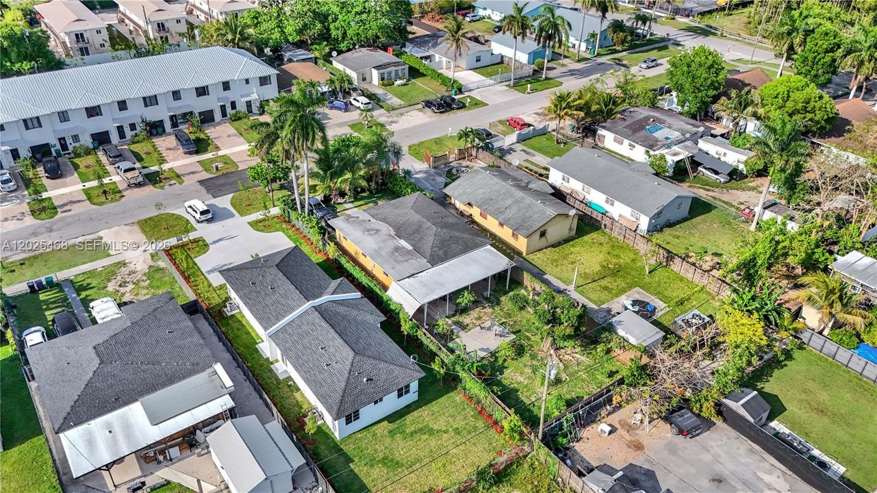 For Sale: $275,686 (3 beds, 2 baths, 1476 Square Feet)