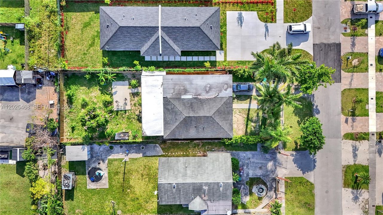For Sale: $275,686 (3 beds, 2 baths, 1476 Square Feet)