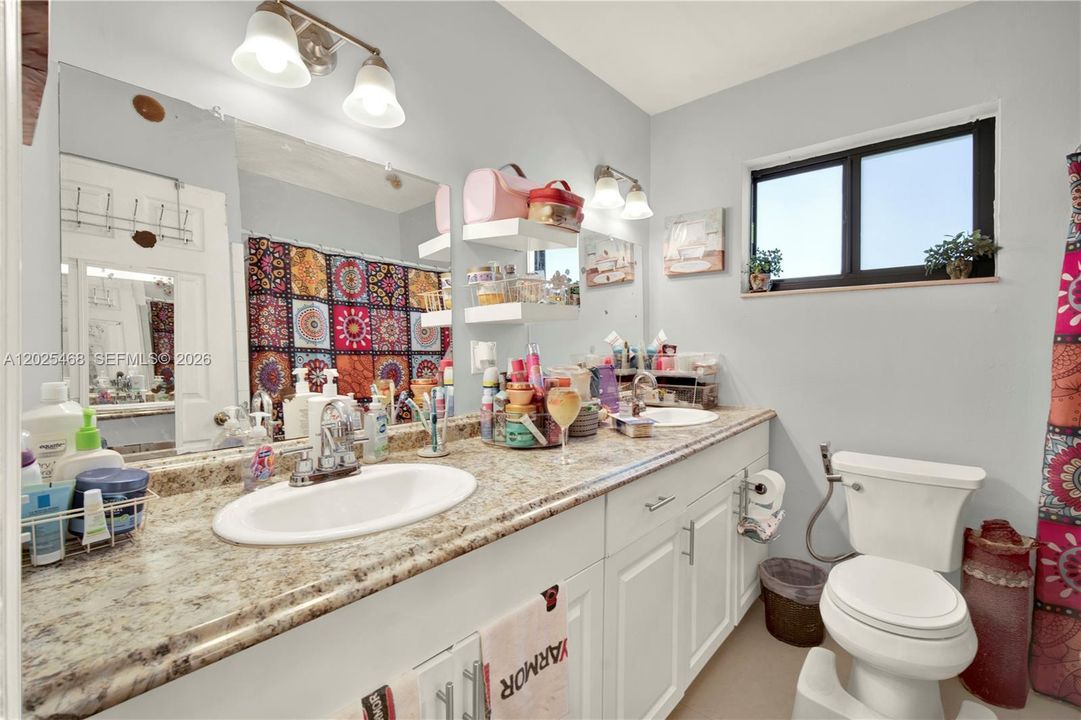 For Sale: $275,686 (3 beds, 2 baths, 1476 Square Feet)