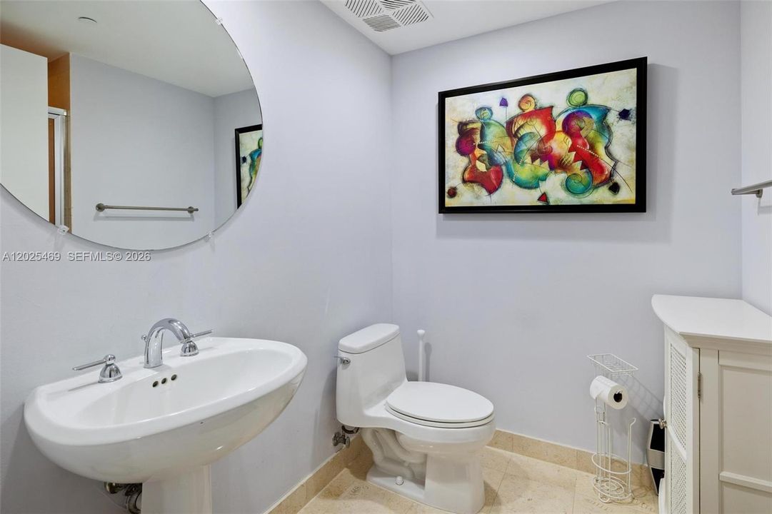 В аренду: $9,000 (3 спален, 3 ванн, 1675 Квадратных фут)