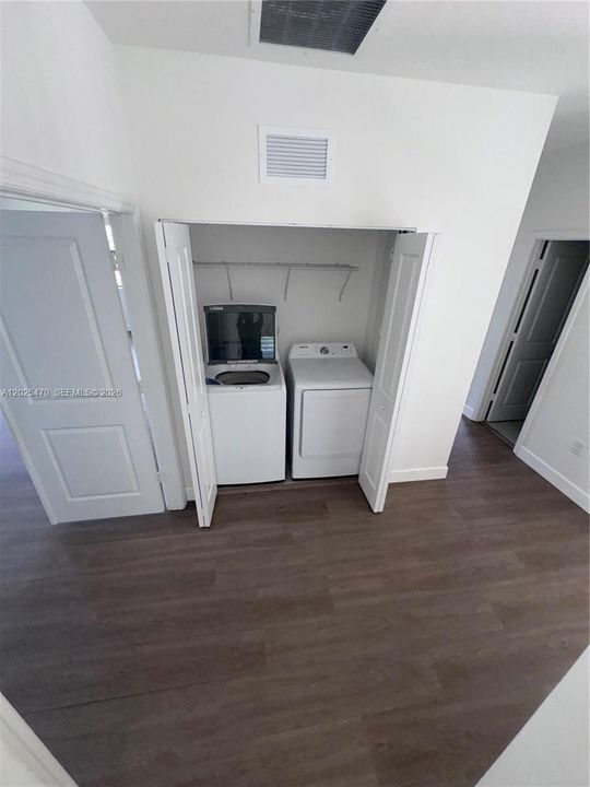 En Renta: $3,850 (4 camas, 3 baños, 2878 Pies cuadrados)