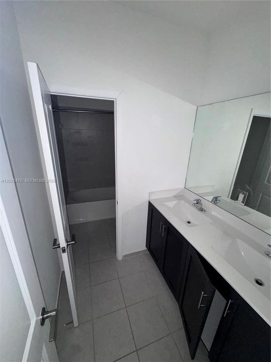 En Renta: $3,850 (4 camas, 3 baños, 2878 Pies cuadrados)