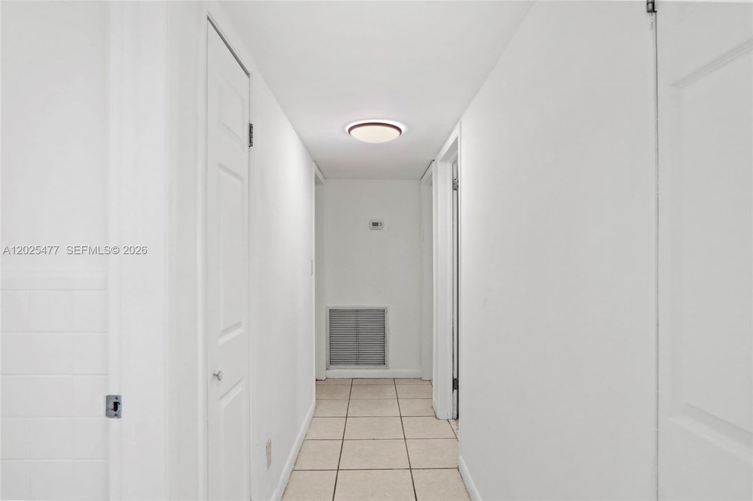 For Sale: $450,000 (5 beds, 3 baths, 3256 Square Feet)