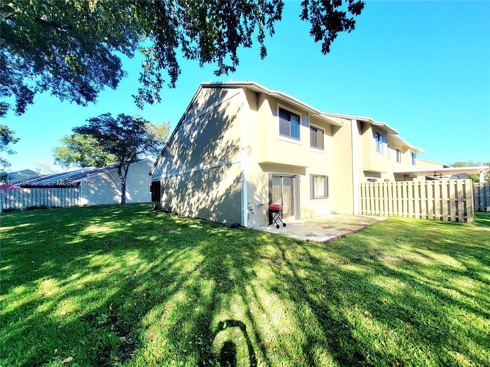 En Renta: $2,950 (3 camas, 2 baños, 1508 Pies cuadrados)