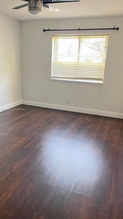 En Renta: $2,950 (3 camas, 2 baños, 1508 Pies cuadrados)