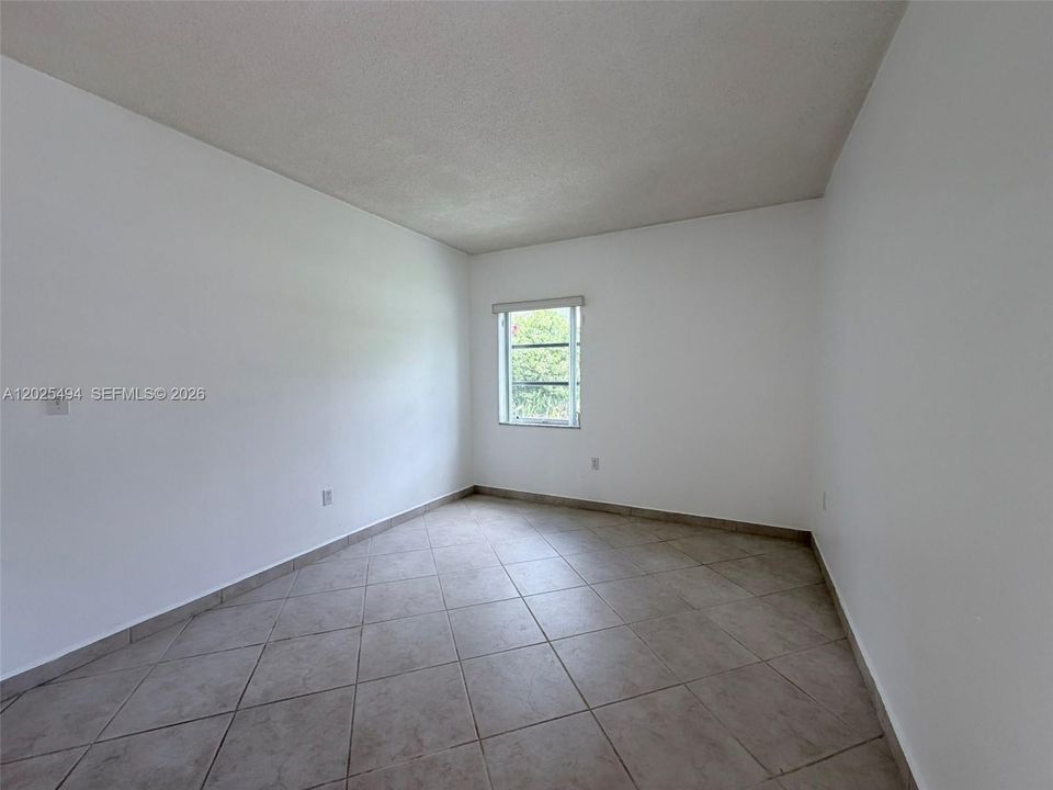 2nd Bedroom